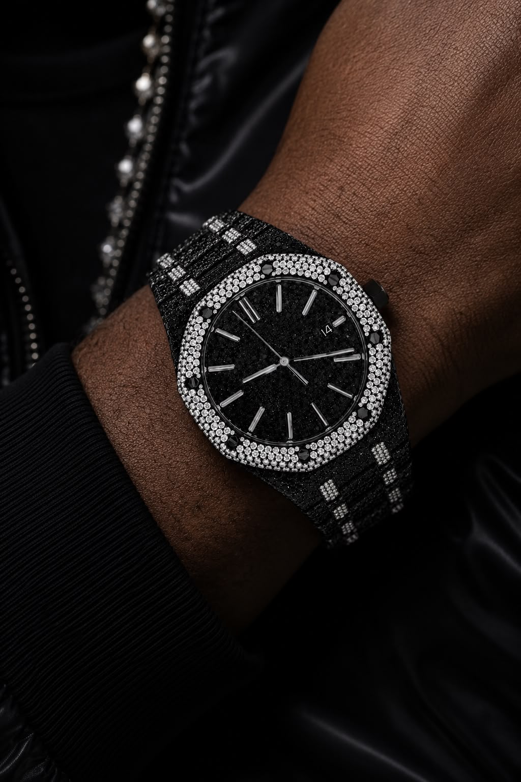 Black & White VVS Moissanite Iced-Out Luxury Watch | Full Iced Bracelet